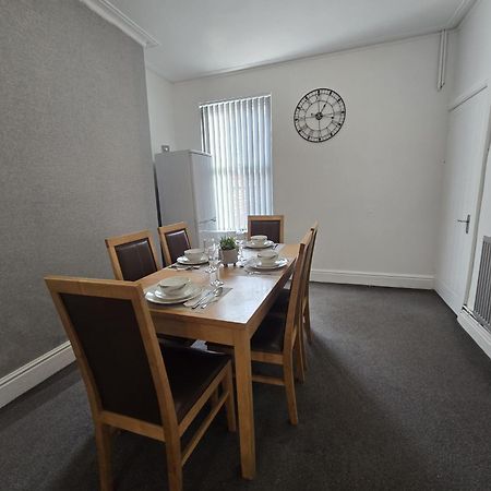 Quarto 3 Em Kensington Liverpool Exteriör bild